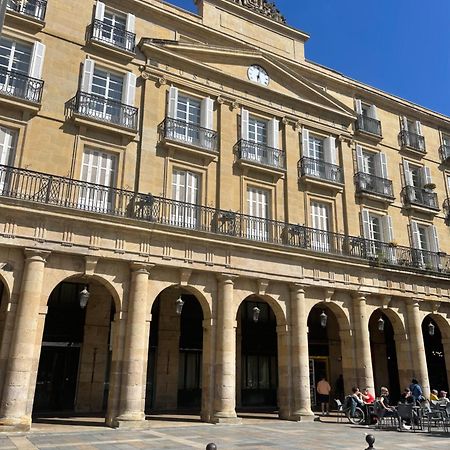 Lauramer Plaza Nueva Bilbao Exterior photo